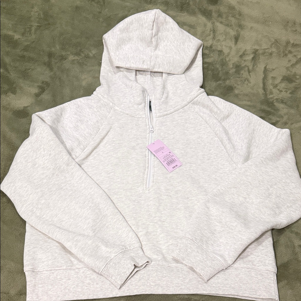 Wild Fable Light Gray Hoodie Sweater